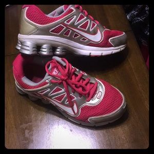 Women’s Nike sneakers